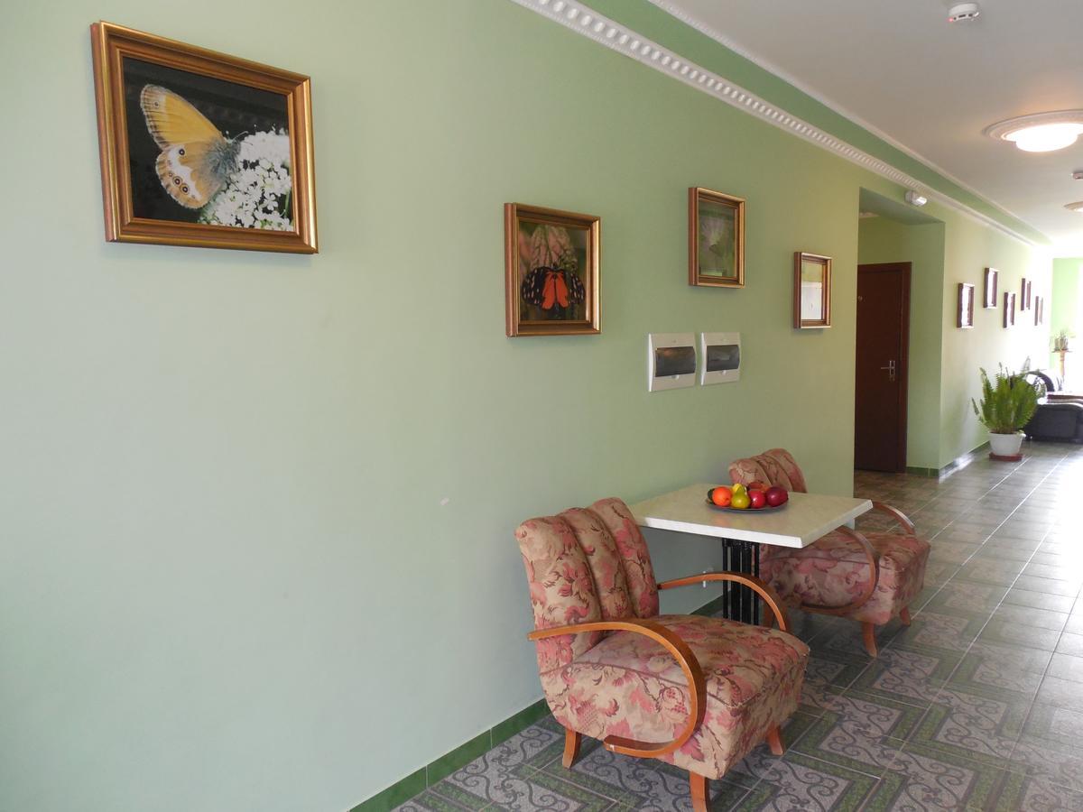 Hotel Prezident à Dilove Extérieur photo